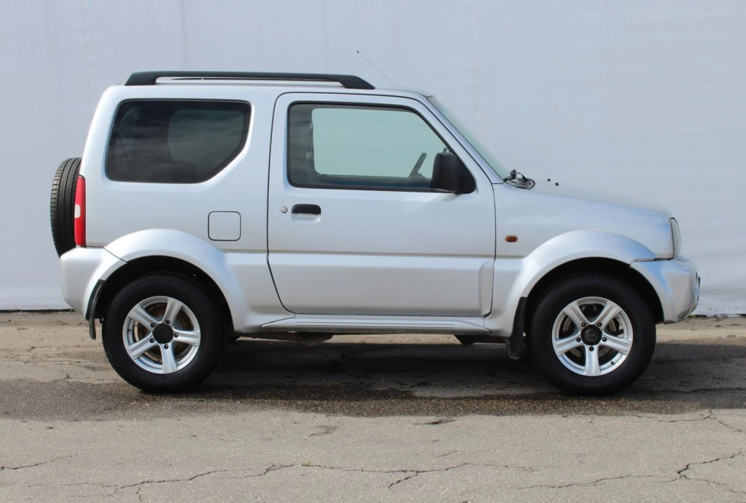 Suzuki Jimny, 2005