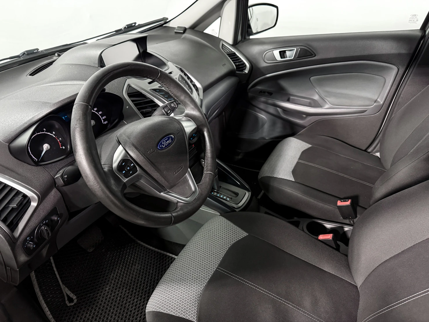 Ford ECOSPORT, 2016