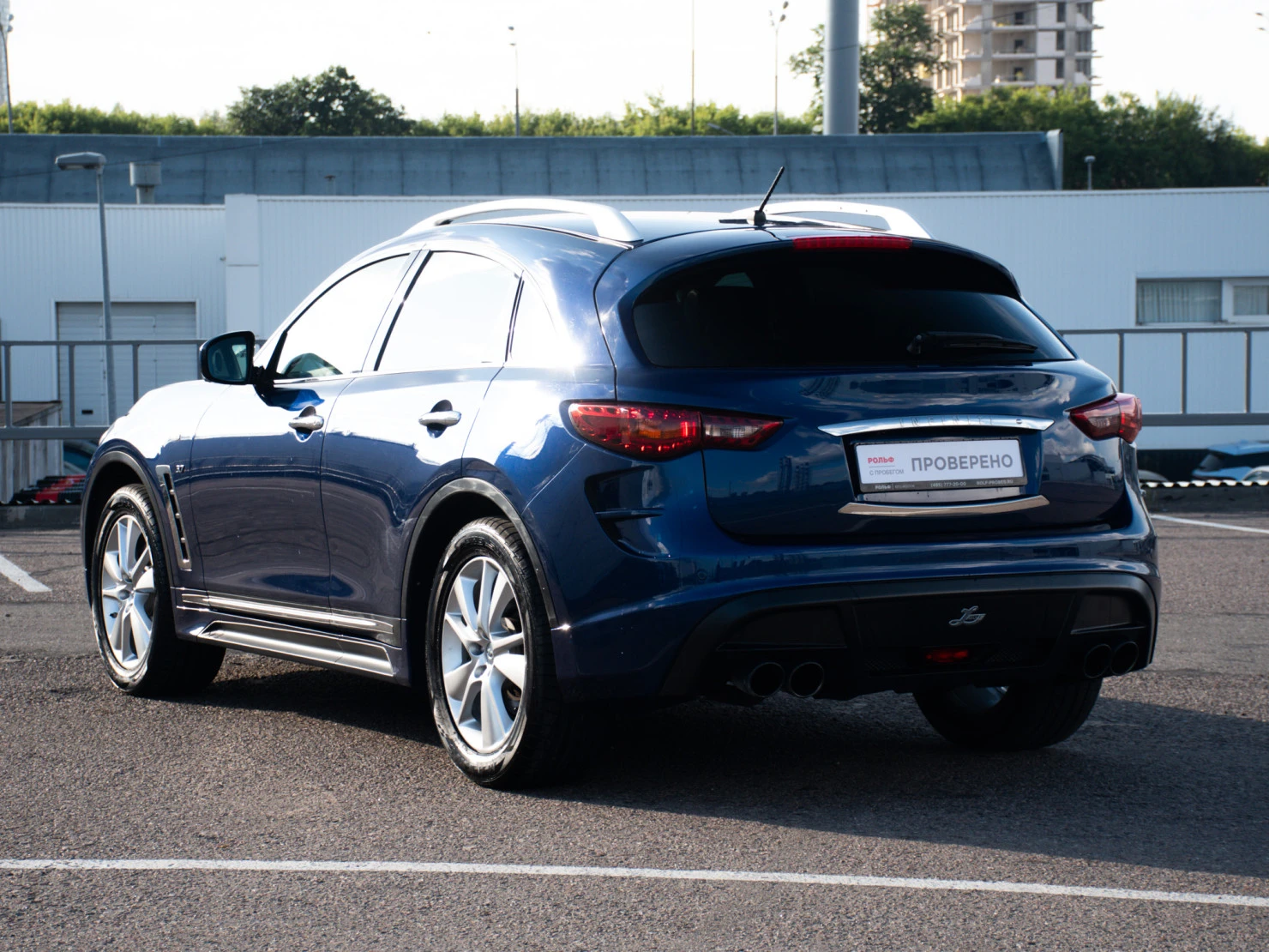 Infiniti QX70, 2016
