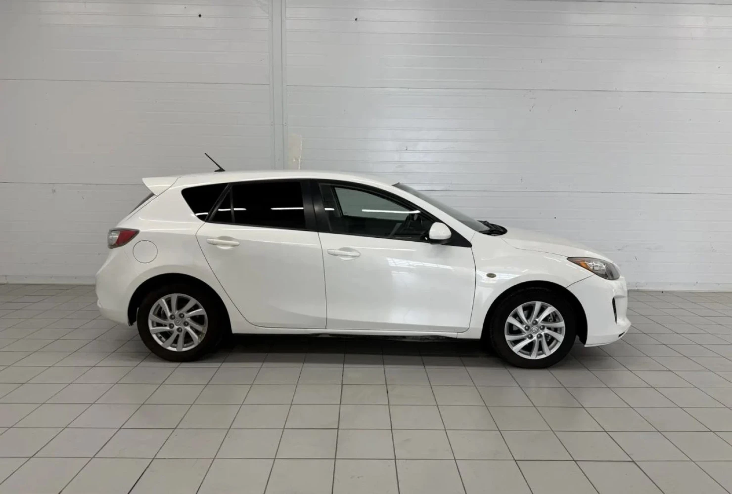Mazda 3, 2012