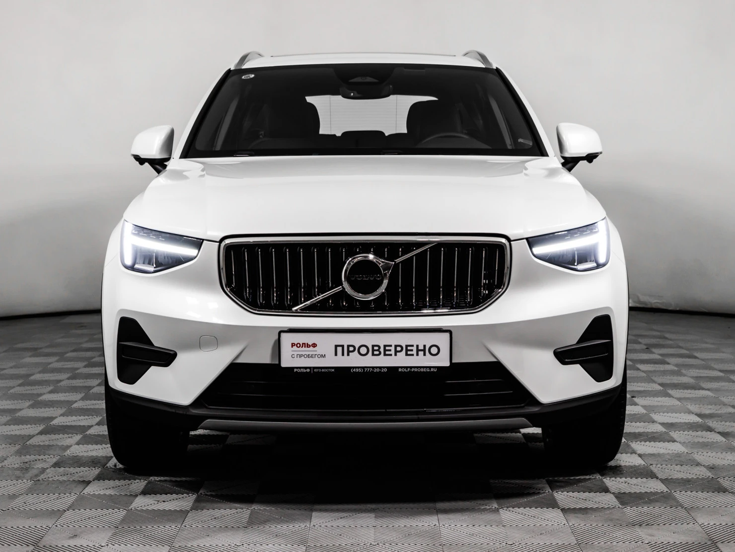 Volvo XC40, 2024