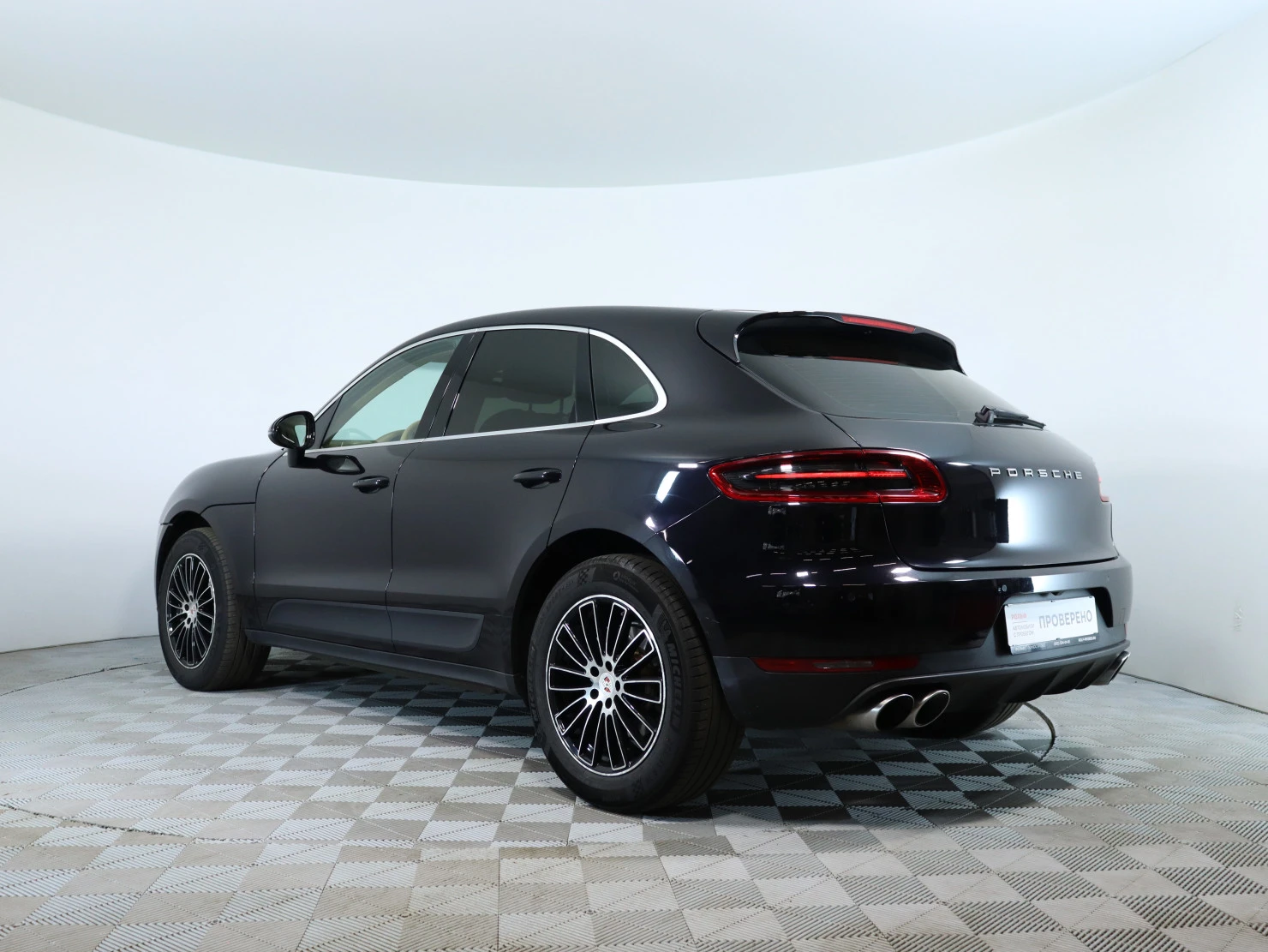 Porsche Macan, 2014