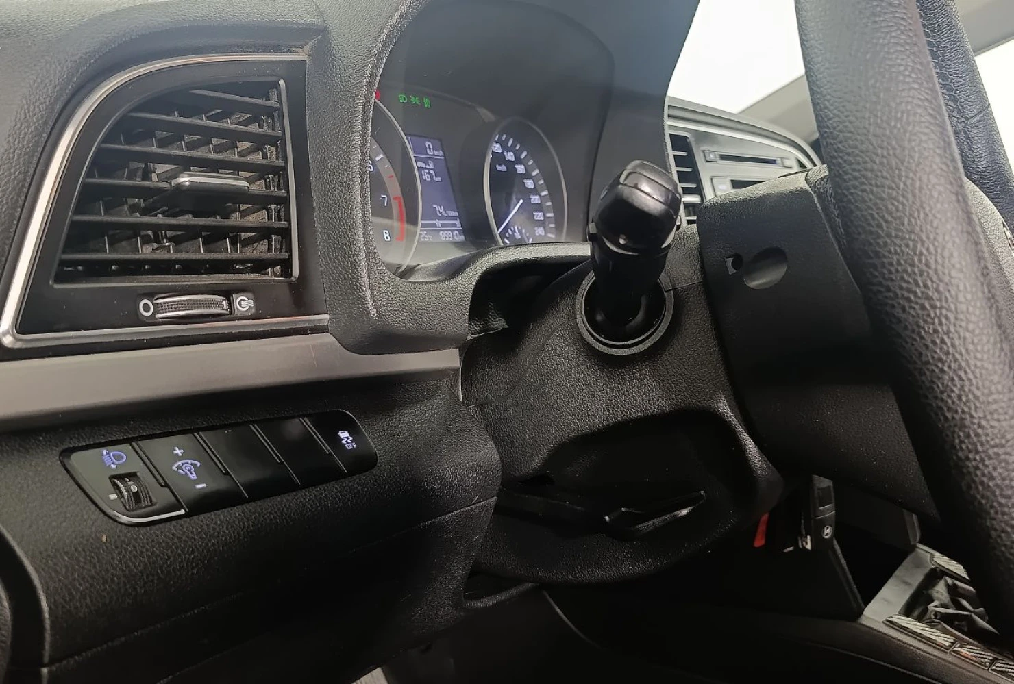 Hyundai Elantra, 2017