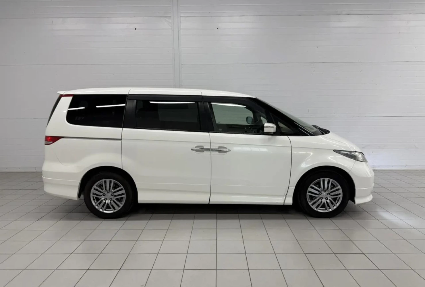 Honda Elysion, 2006