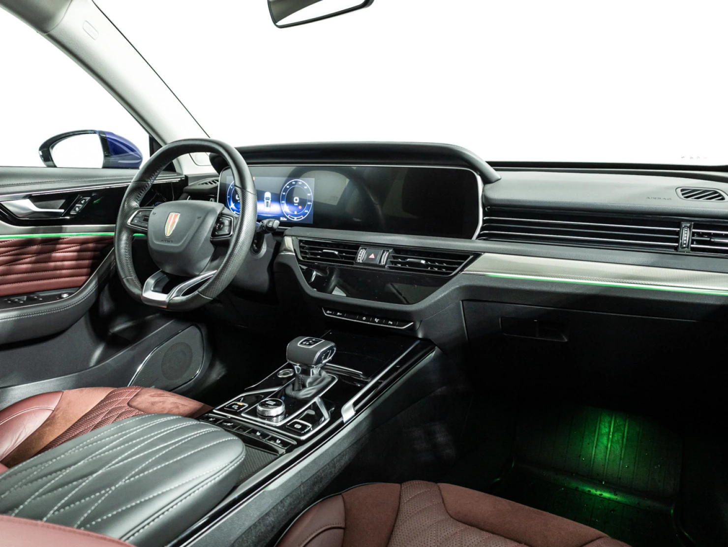 Hongqi HS5, 2023