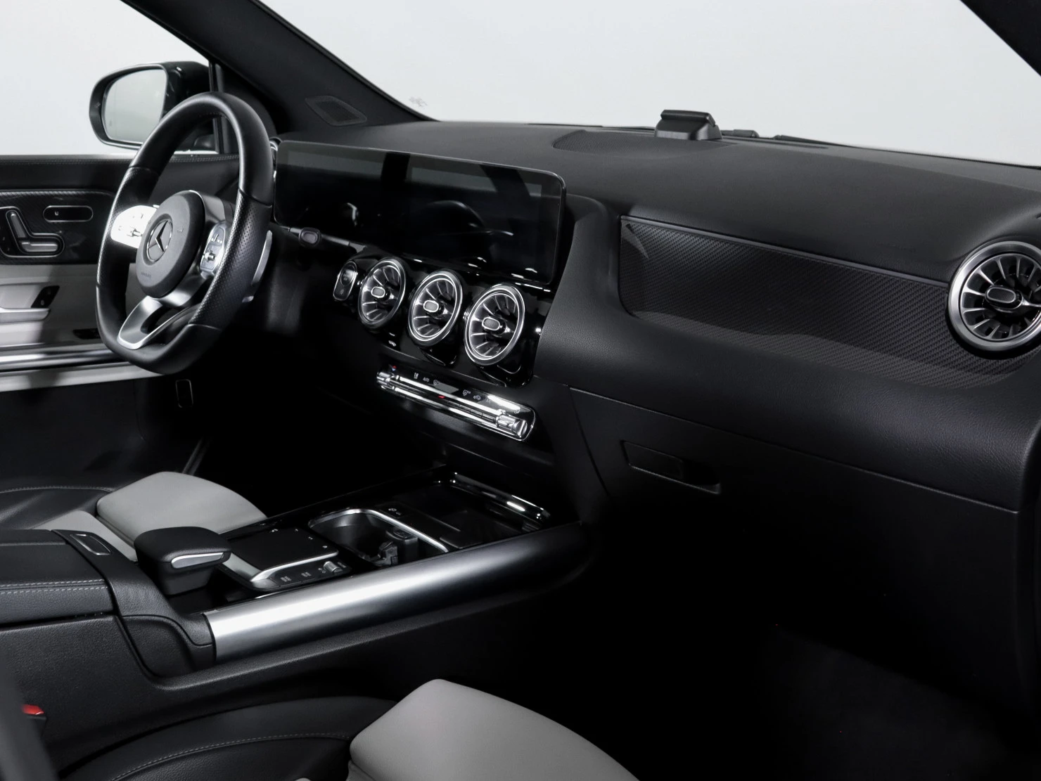 Mercedes-Benz GLA, 2020