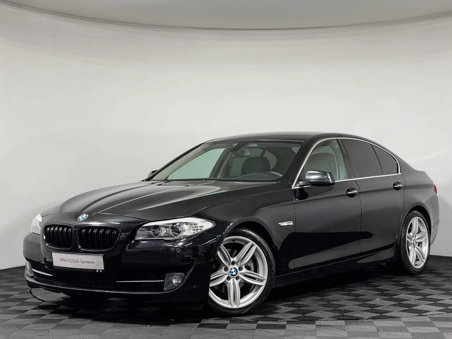 BMW 5 серии, 2013