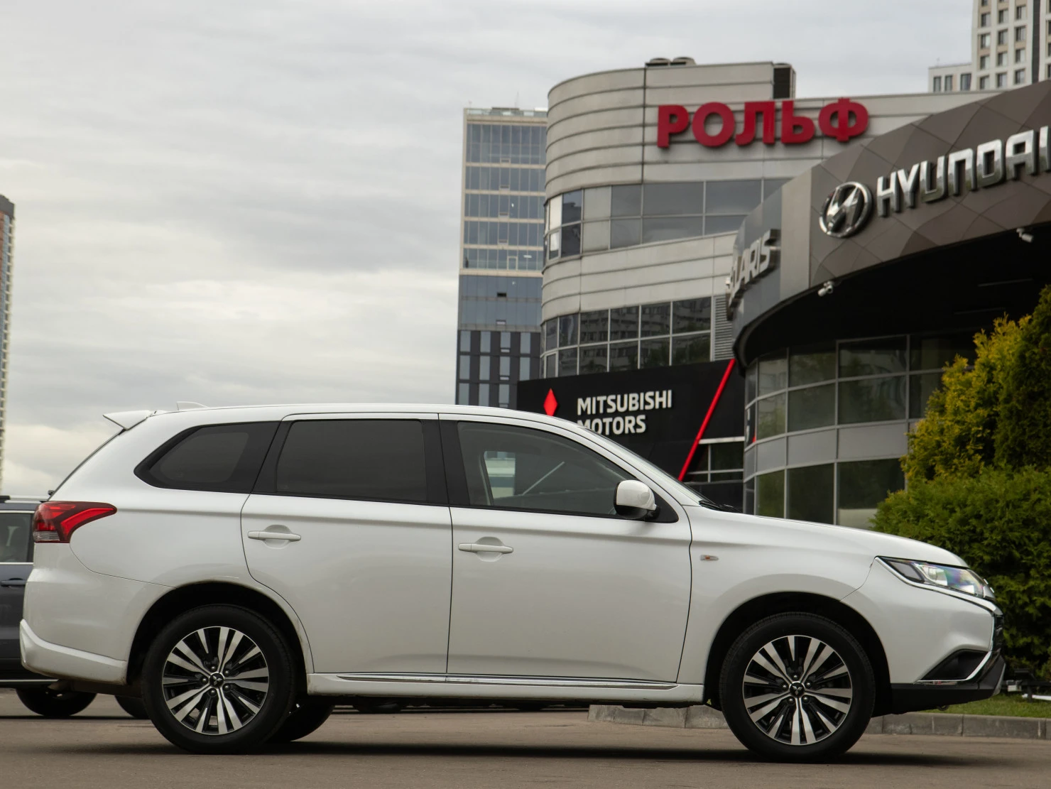 Mitsubishi OUTLANDER, 2022