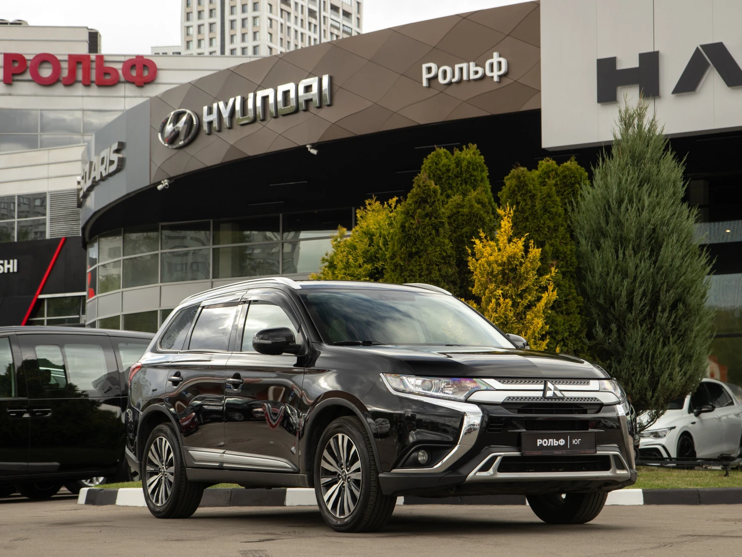 Mitsubishi OUTLANDER, 2019