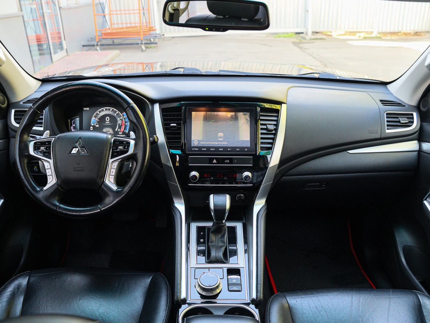 Mitsubishi Montero Sport, 2022