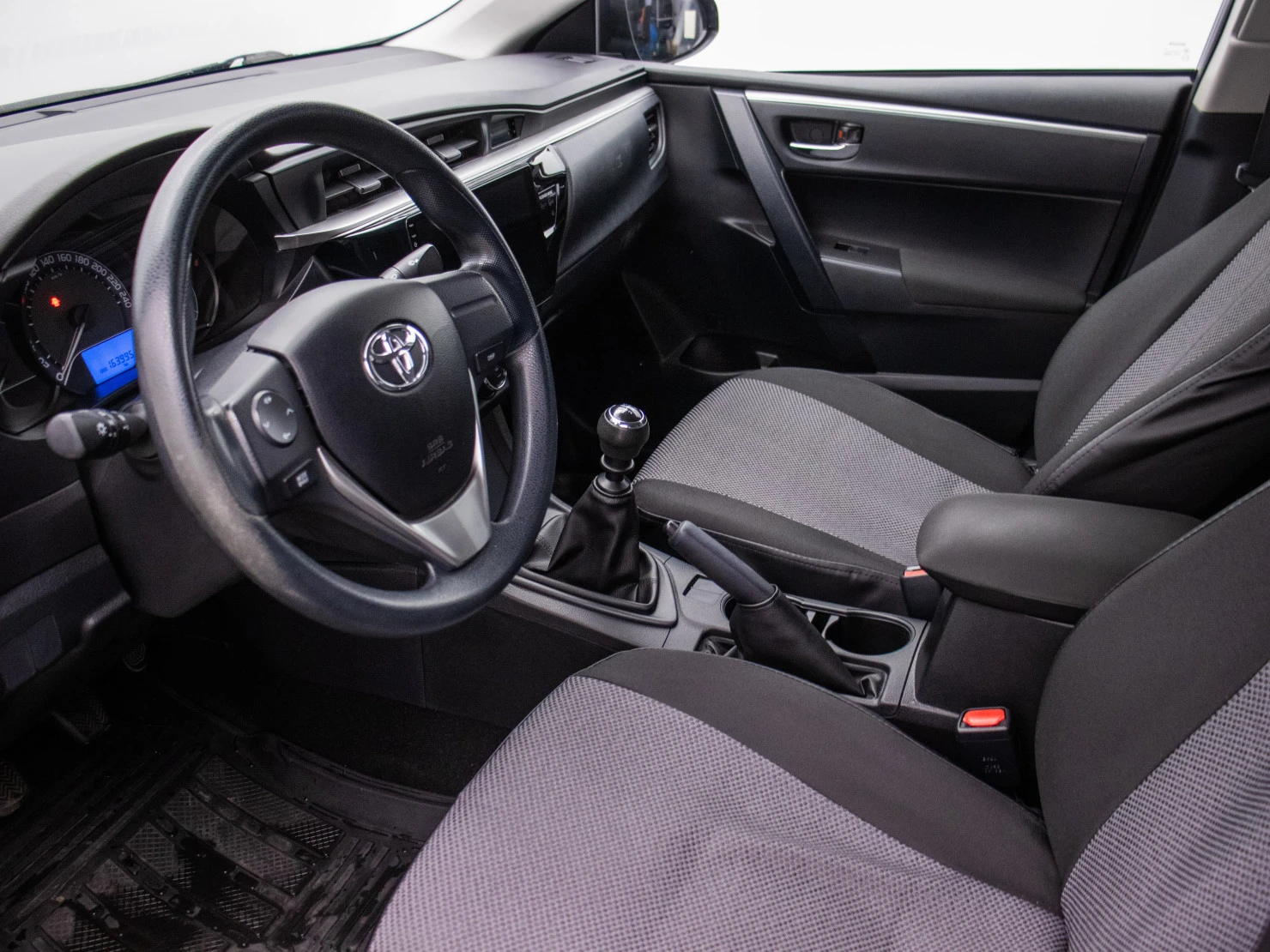 Toyota Corolla, 2014