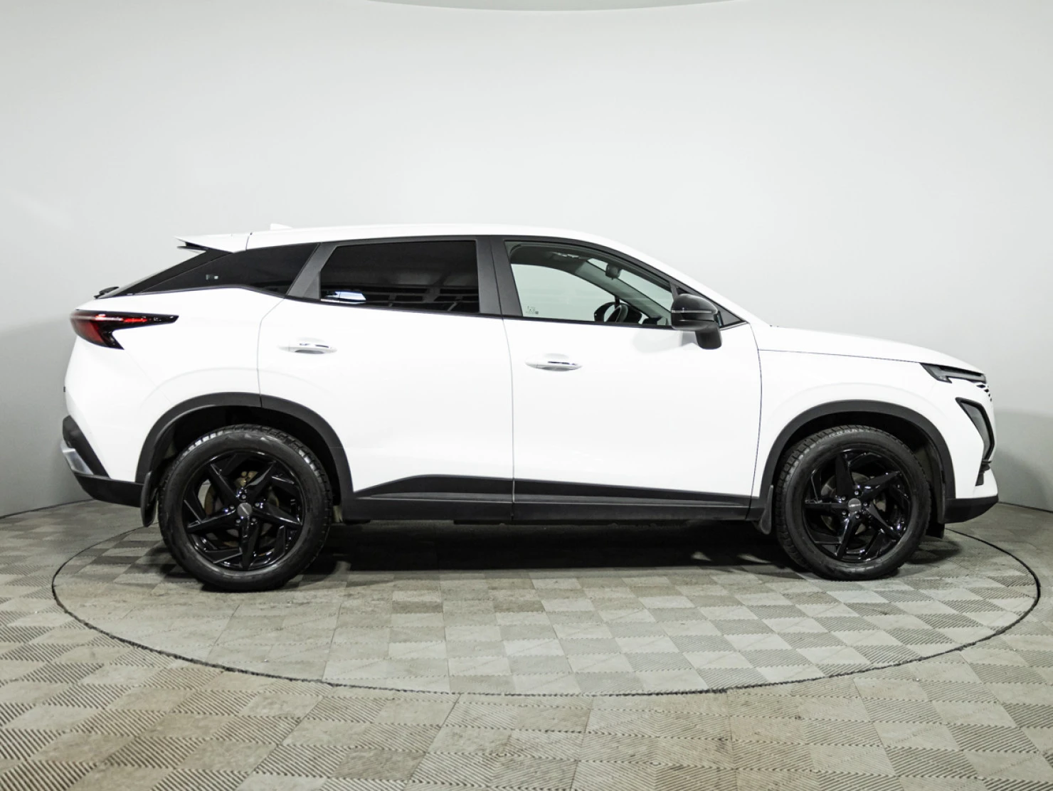 OMODA C5, 2023