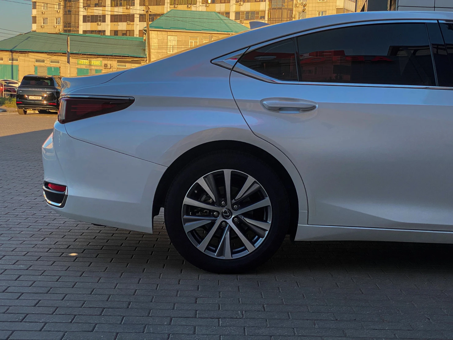 Lexus ES, 2020
