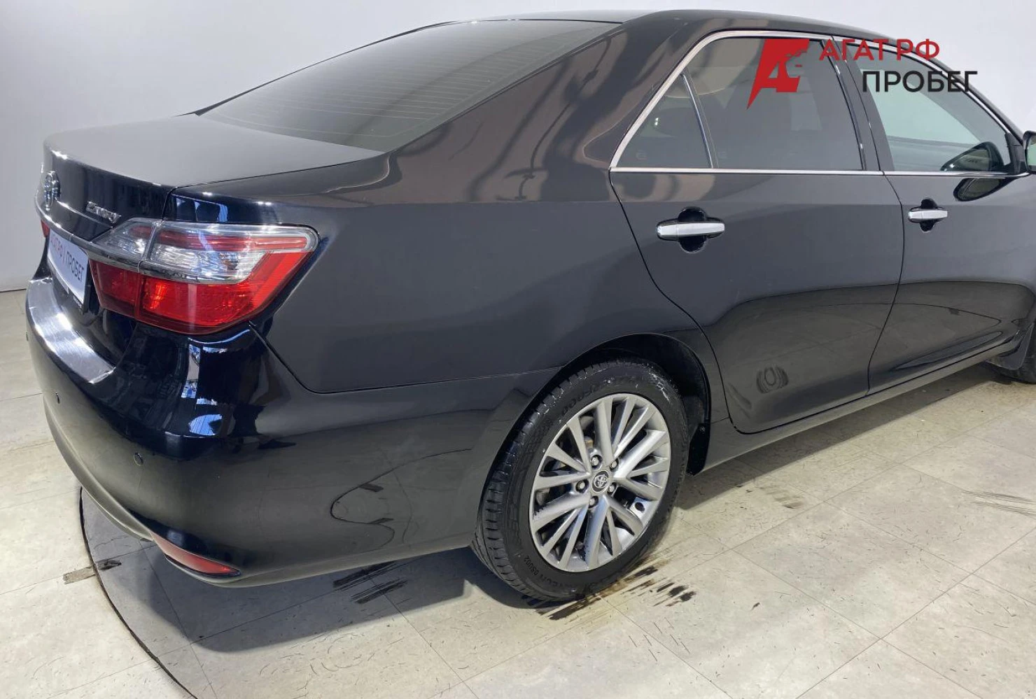 Toyota Camry, 2016