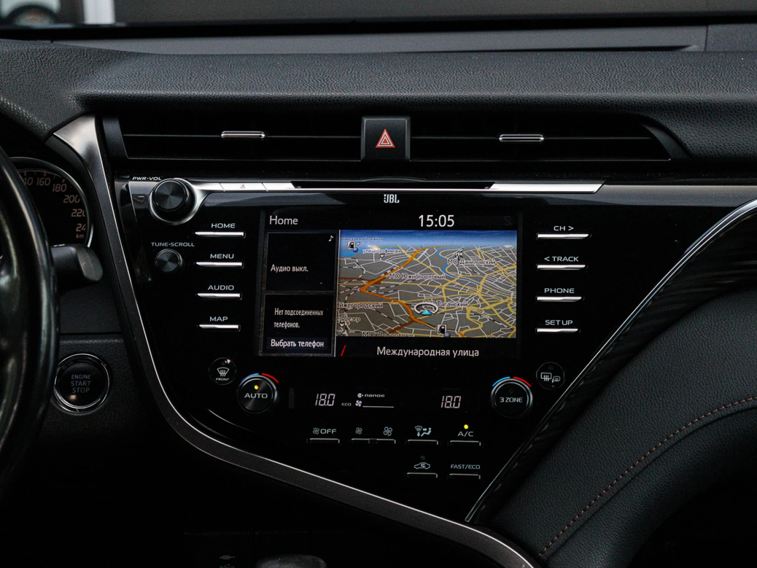 Toyota Camry, 2019