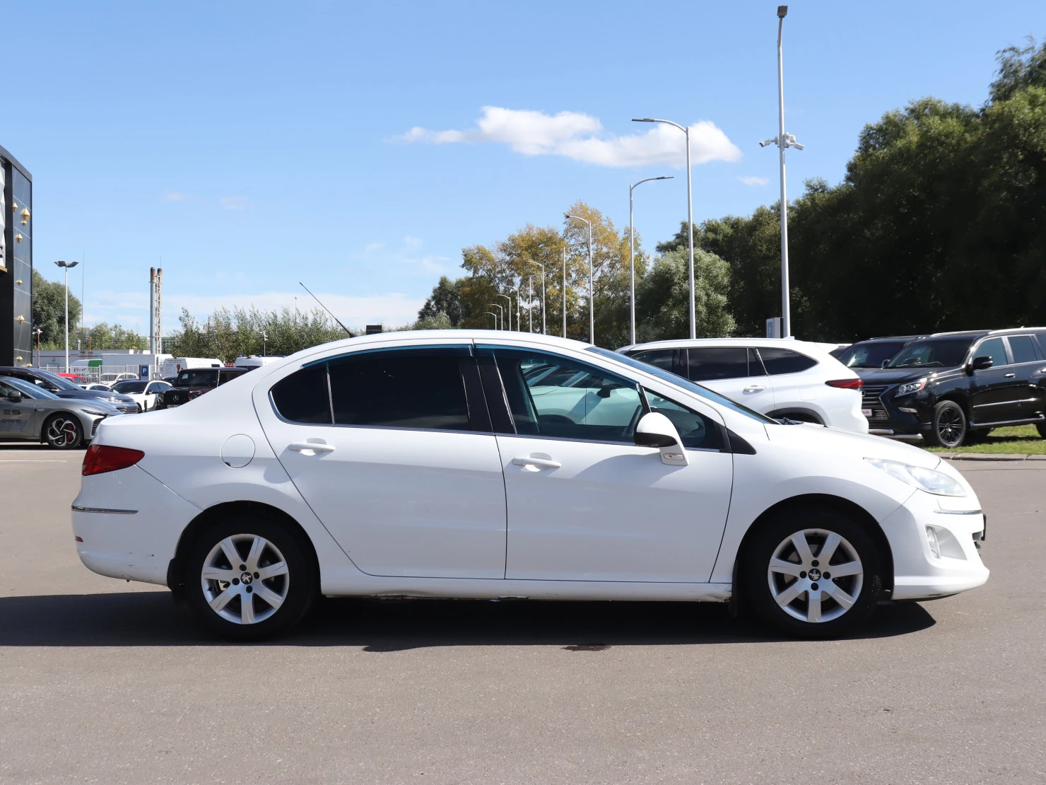 Peugeot 408, 2014