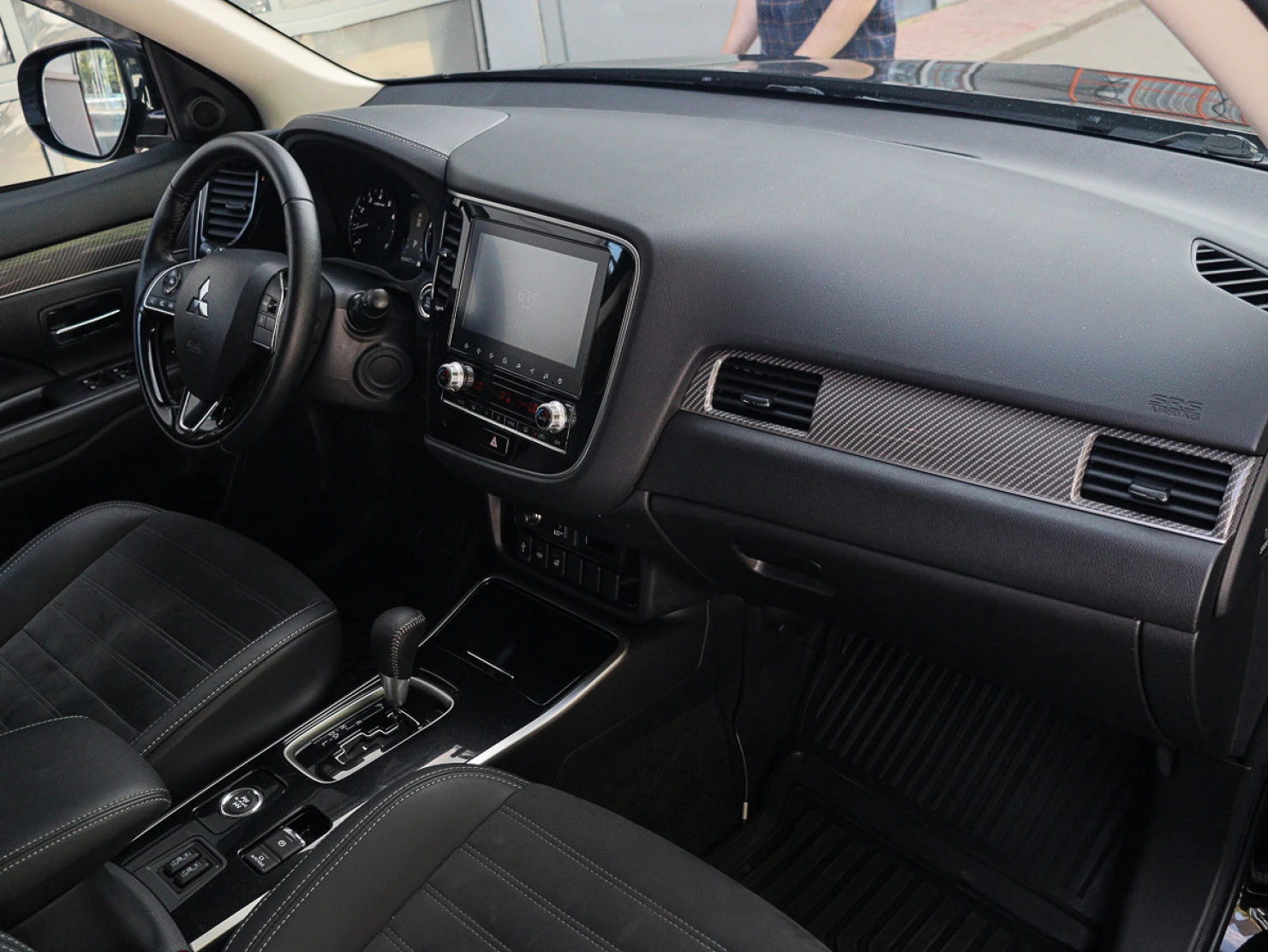 Mitsubishi OUTLANDER, 2021