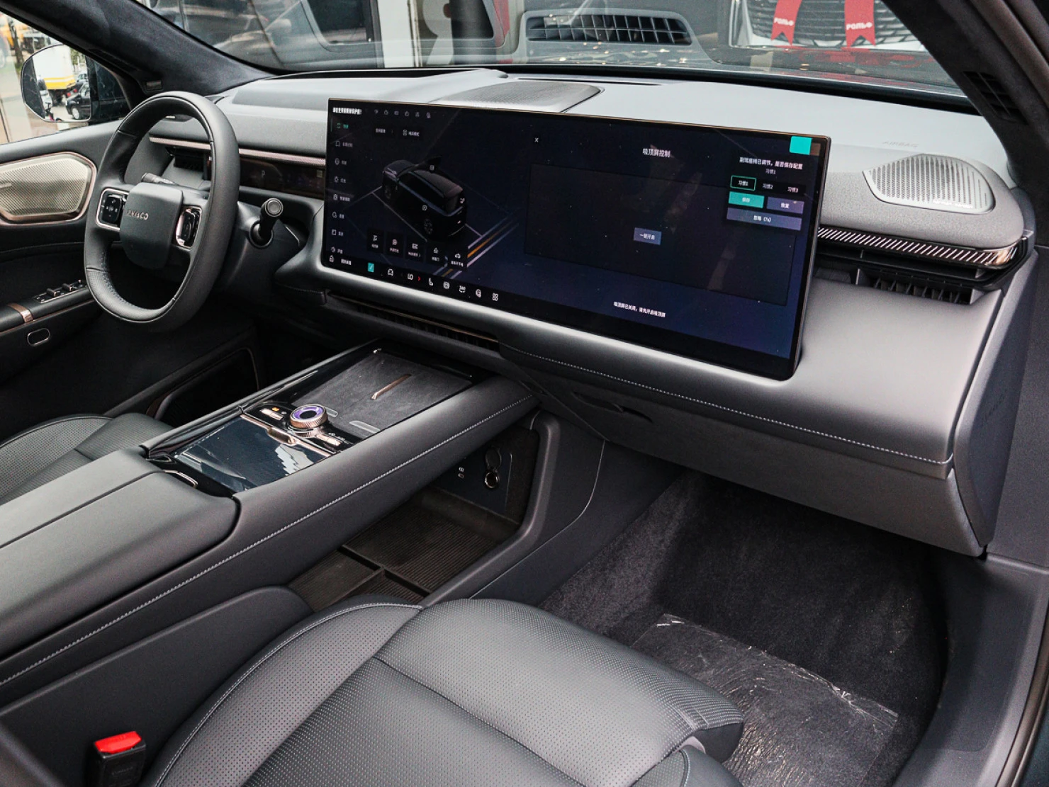 Lynk & Co 900, 2025