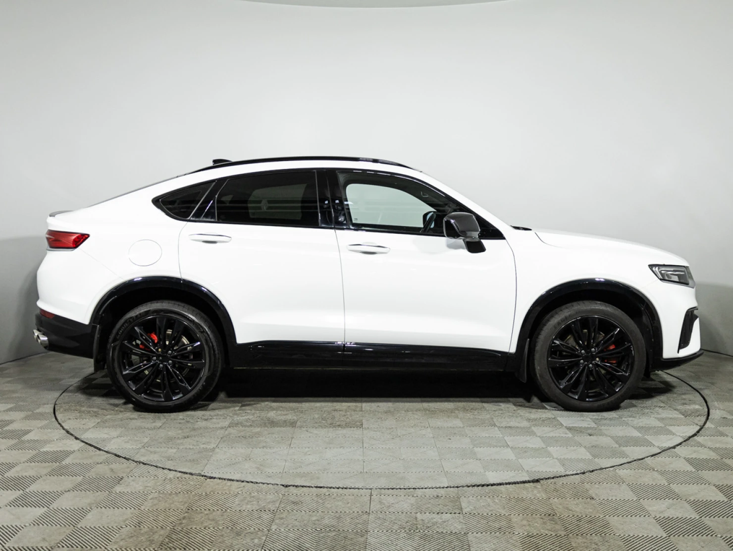 Geely Tugella, 2023