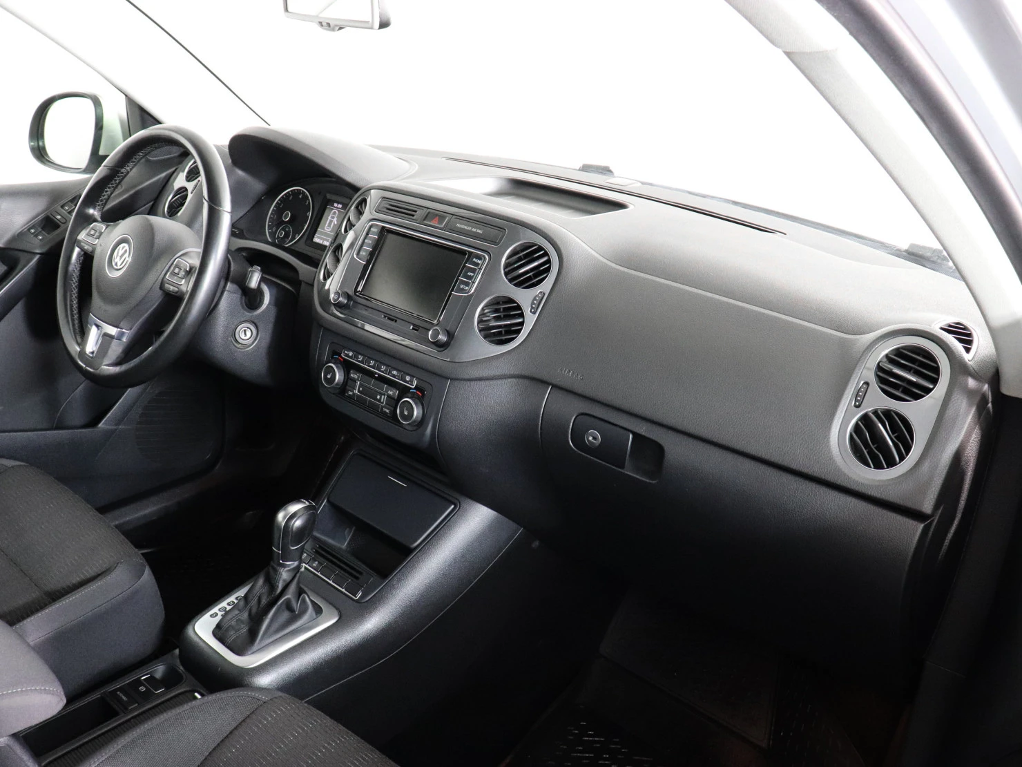 Volkswagen Tiguan, 2015