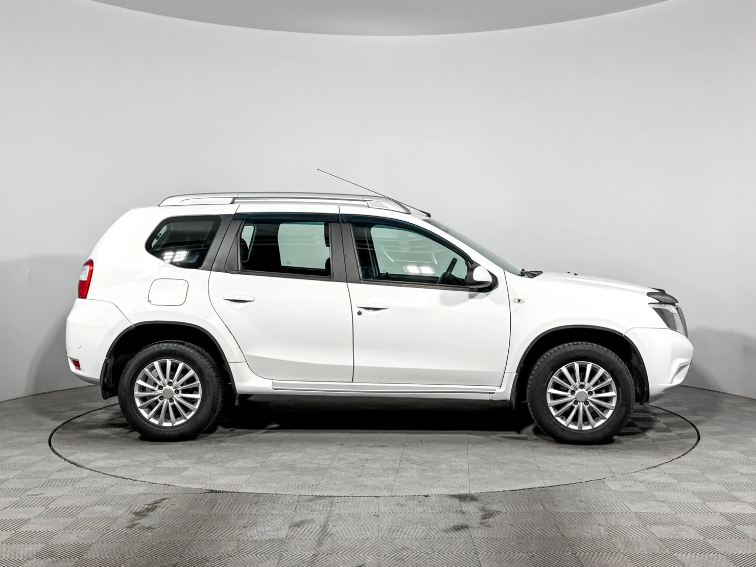 Nissan Terrano, 2017