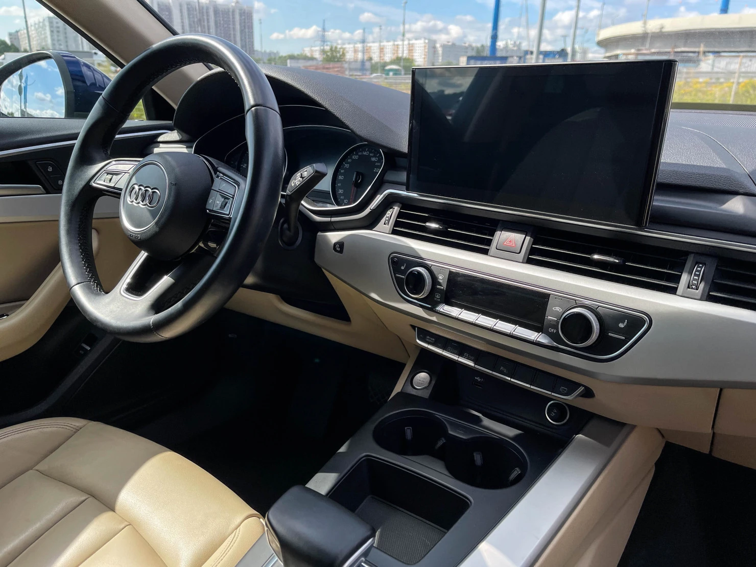Audi A4, 2021