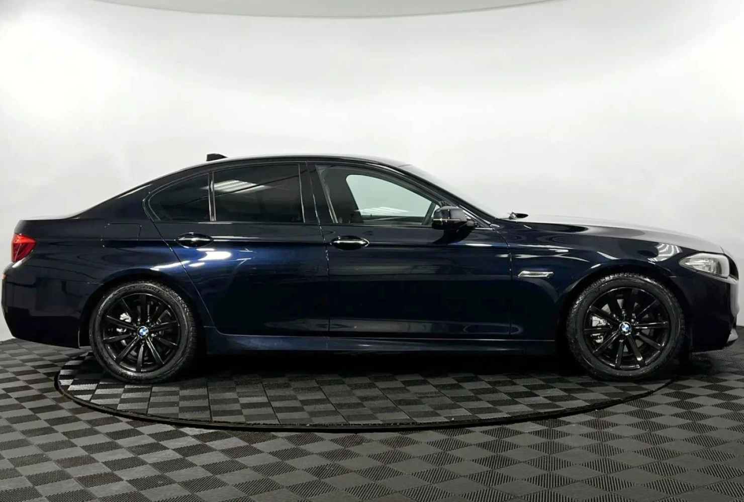 BMW 5 серии, 2014