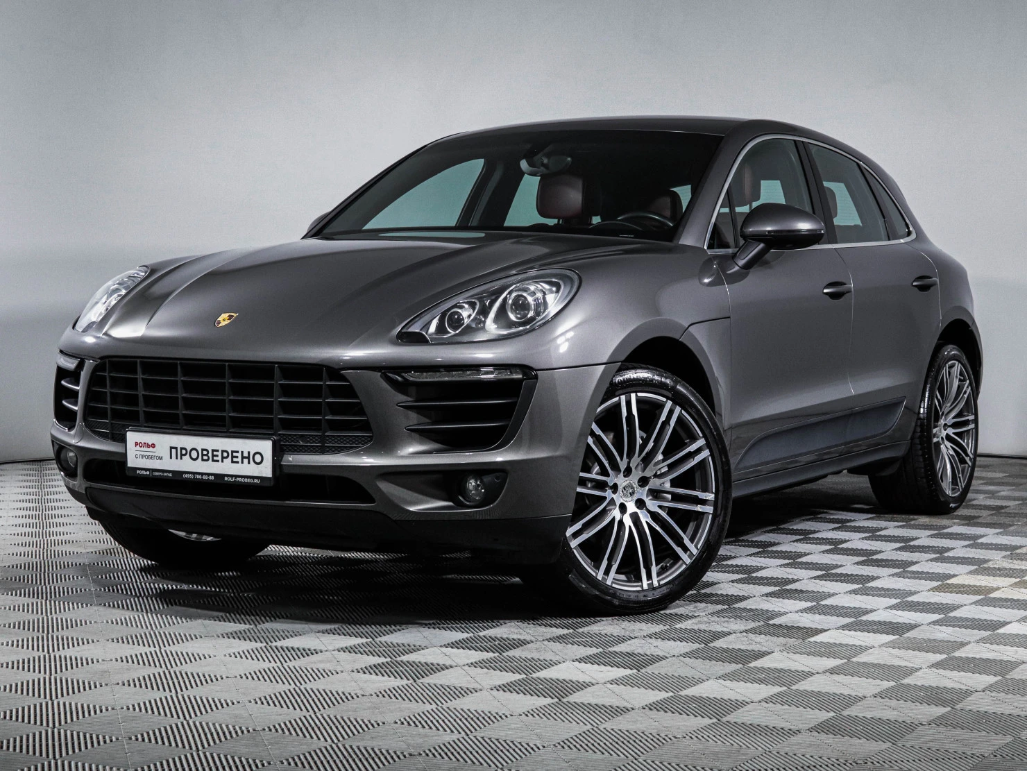 Porsche Macan, 2015