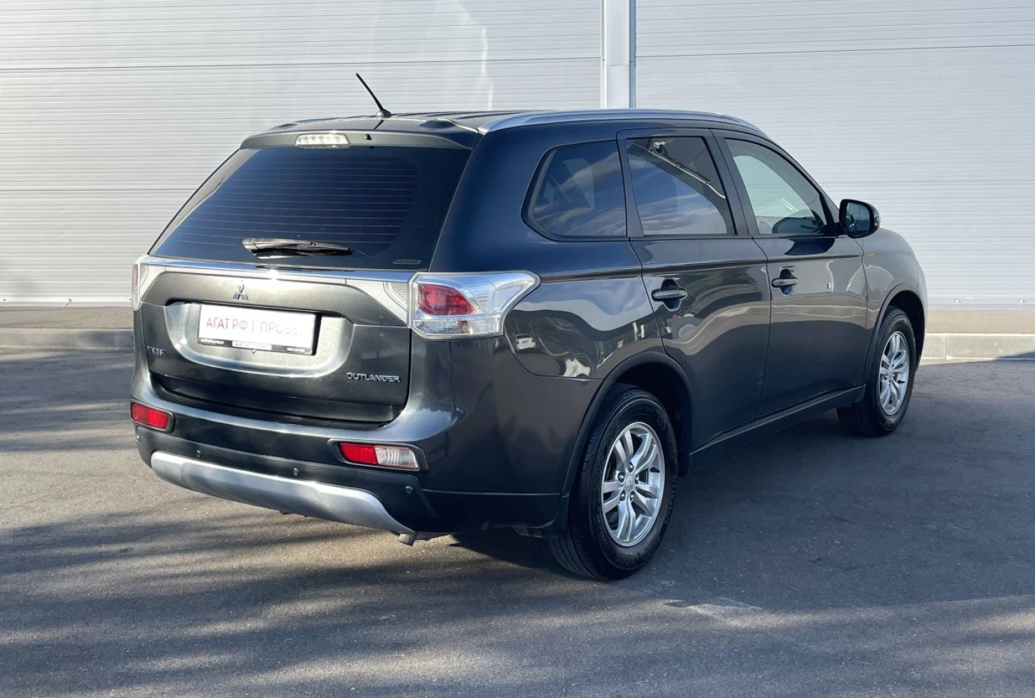 Mitsubishi OUTLANDER, 2014