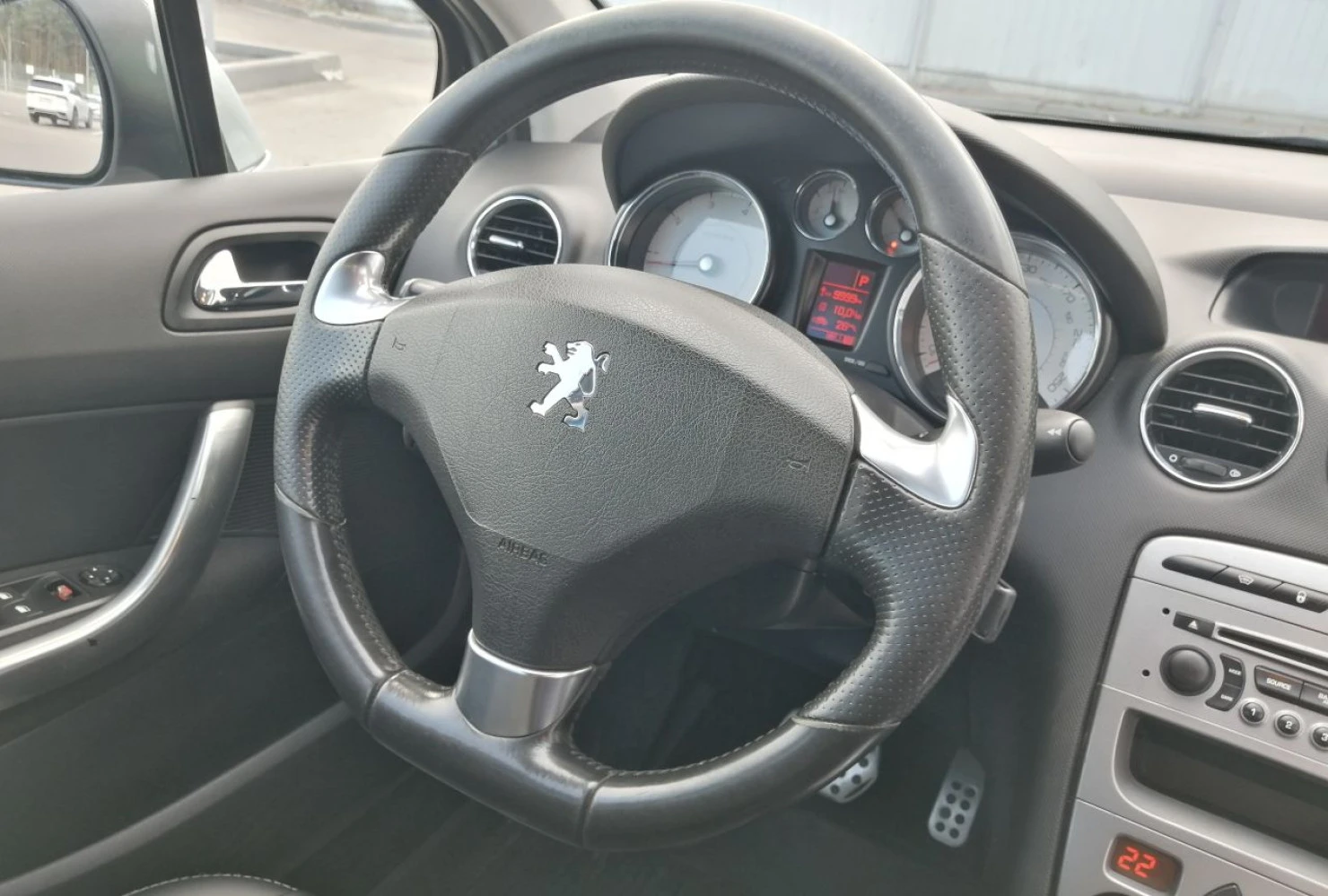 Peugeot 408, 2016