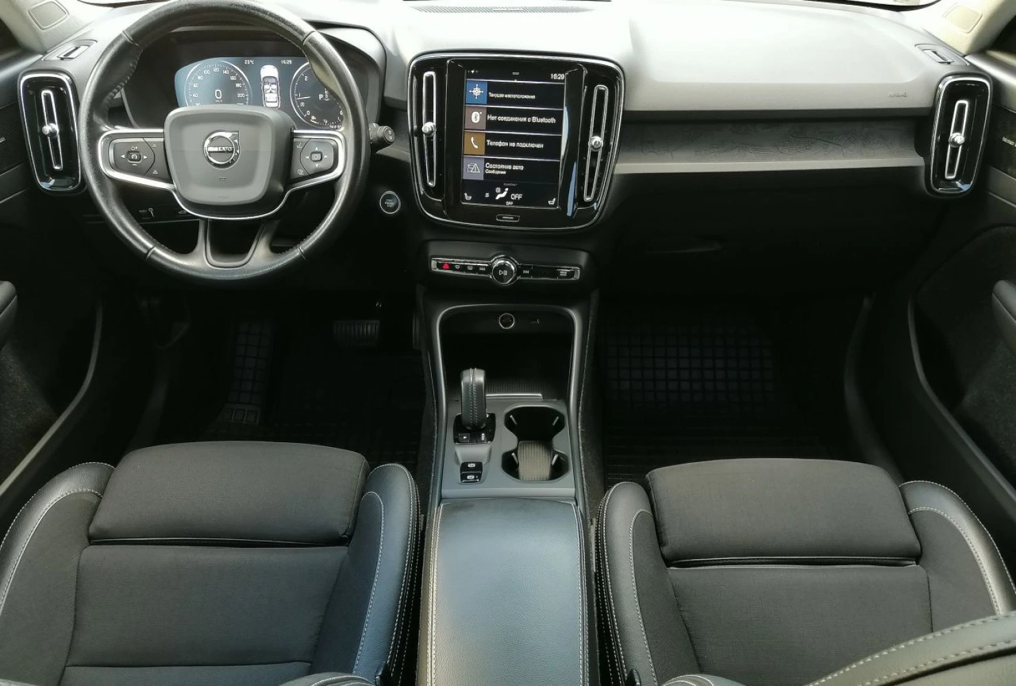 Volvo XC40, 2019