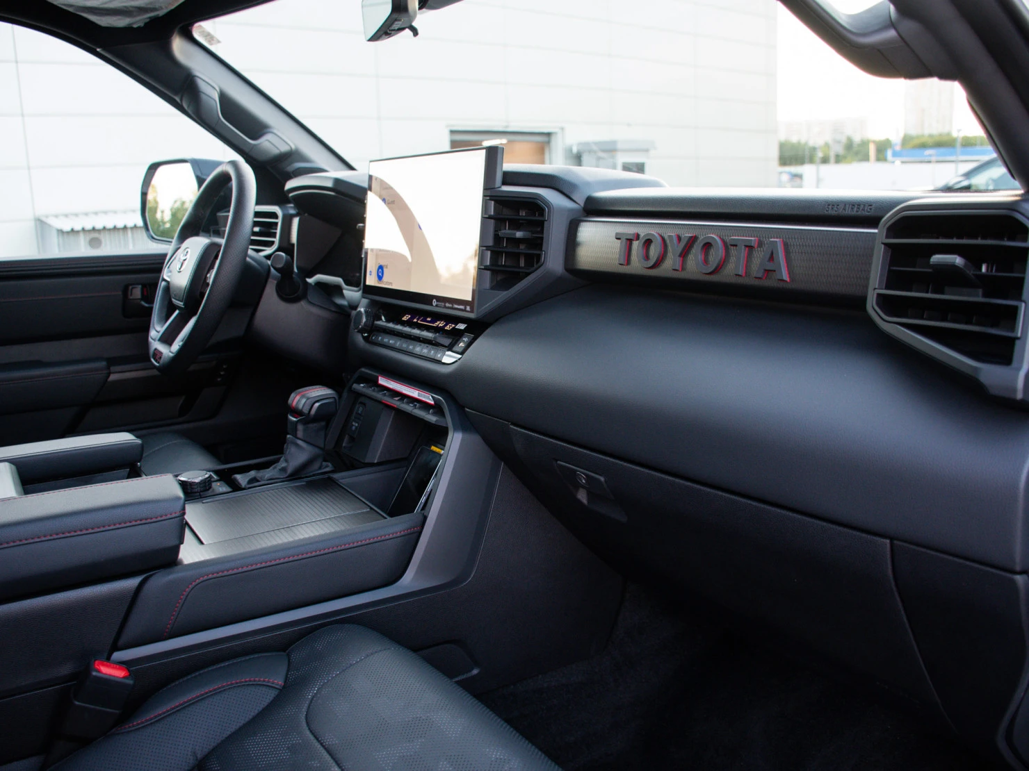 Toyota Sequoia, 2024