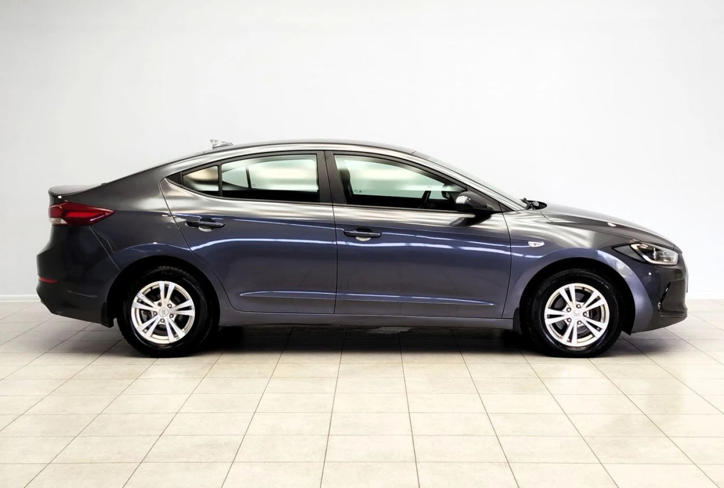 Hyundai Elantra, 2017