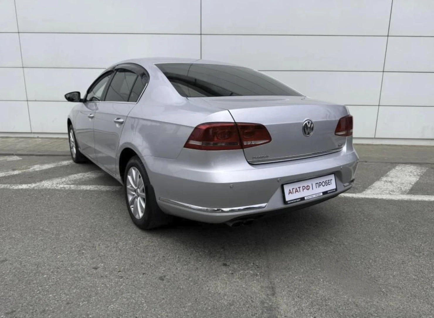 Volkswagen Passat, 2011