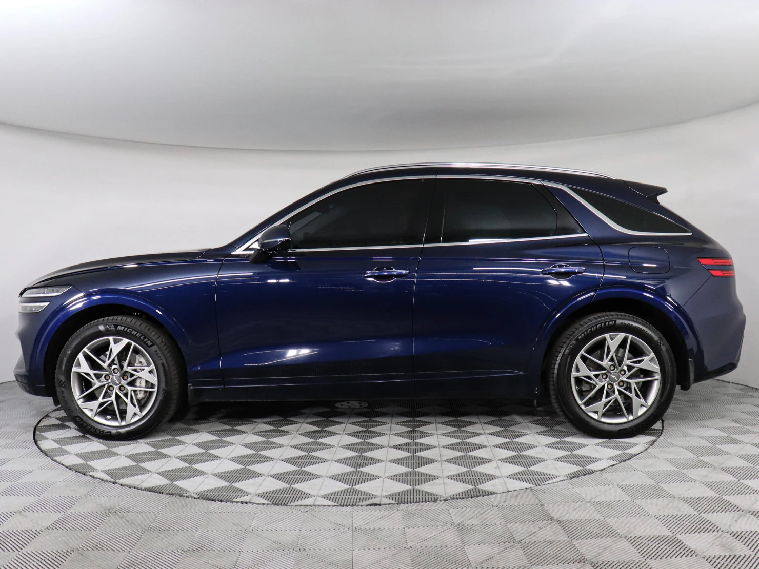 Genesis GV70, 2021