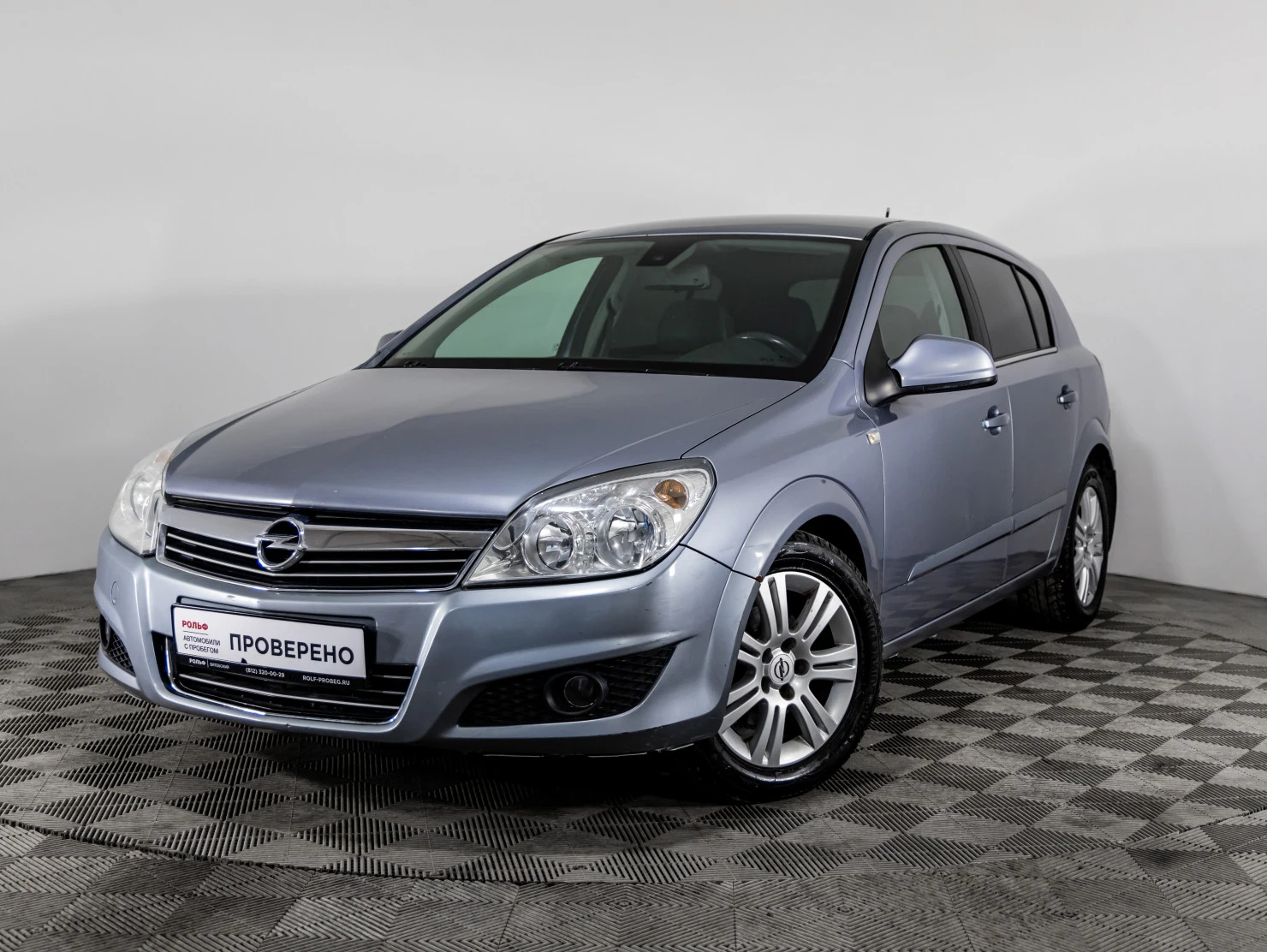 Opel Astra, 2010