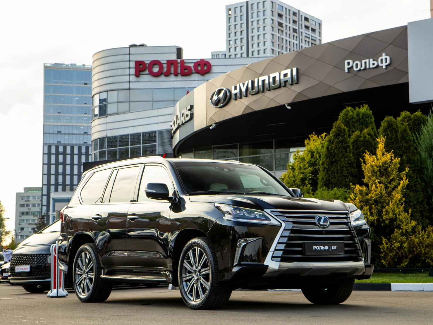 Lexus LX, 2016