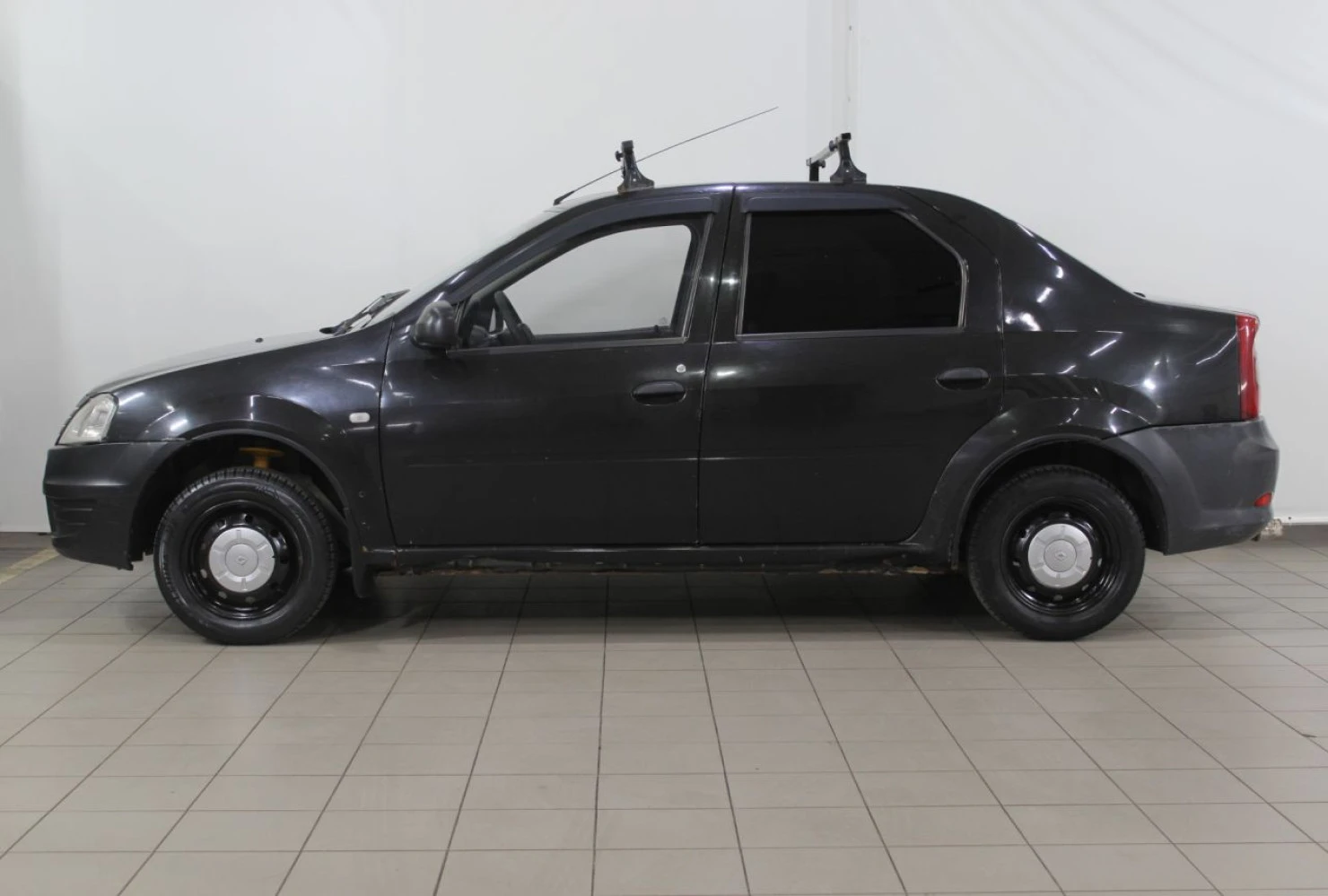 Renault Logan, 2011