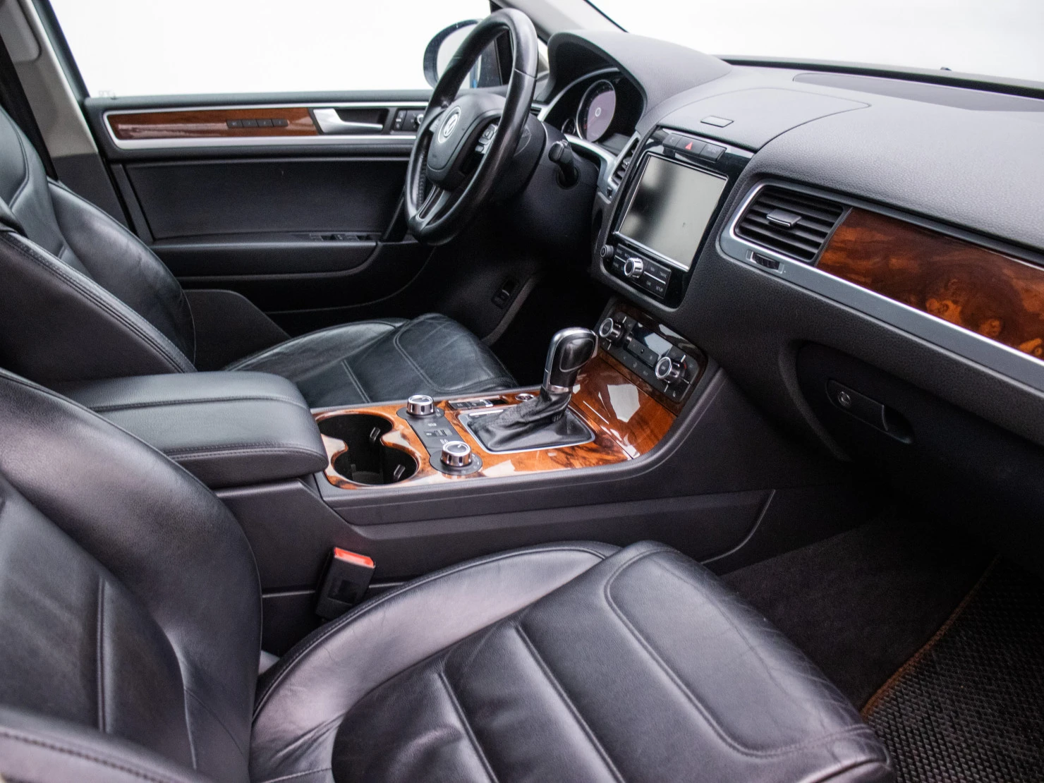 Volkswagen Touareg, 2011