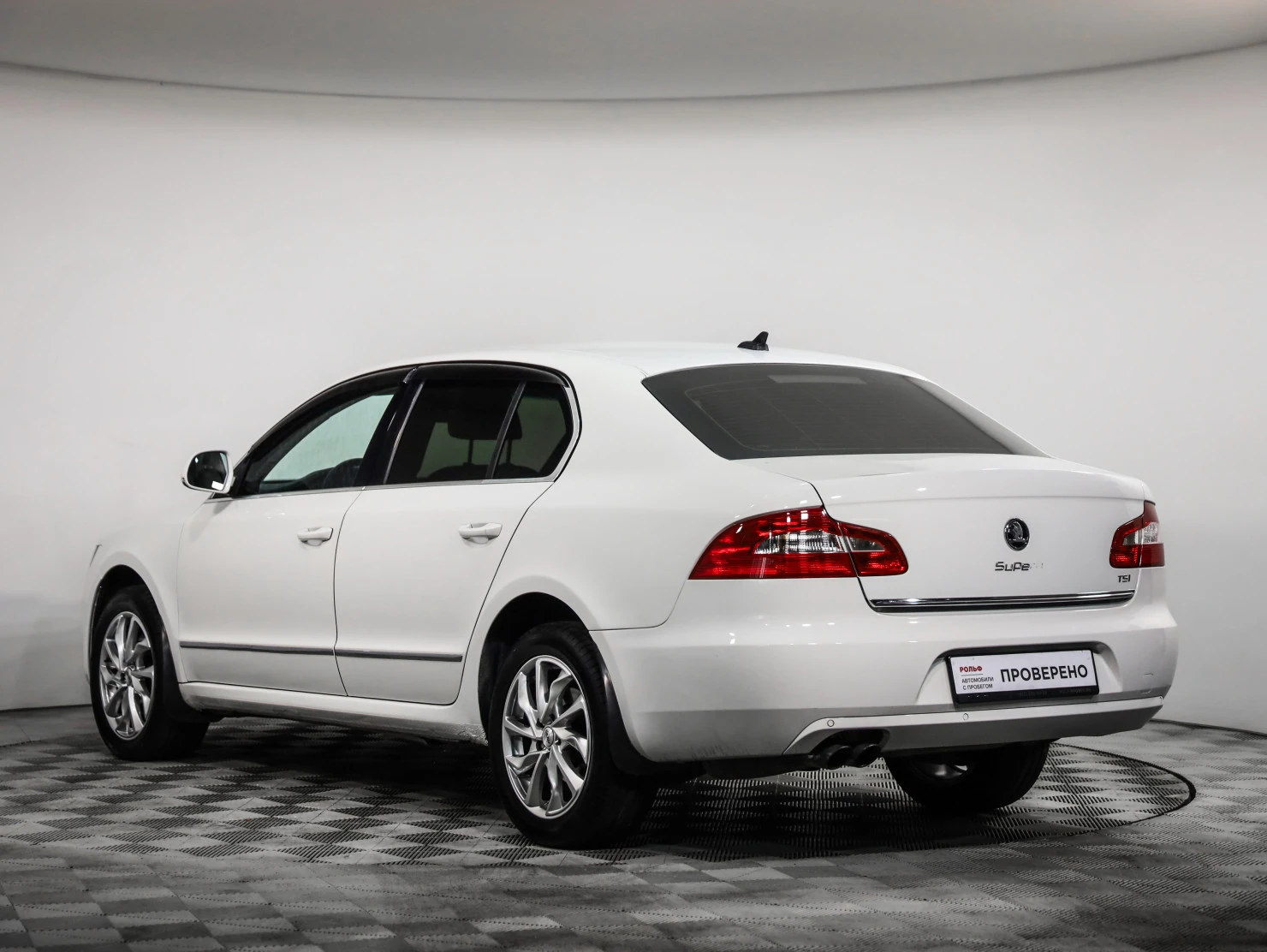 ŠKODA SUPERB, 2012