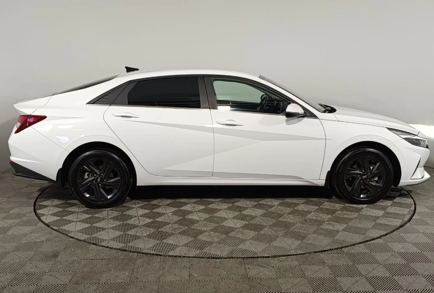 Hyundai Elantra, 2021