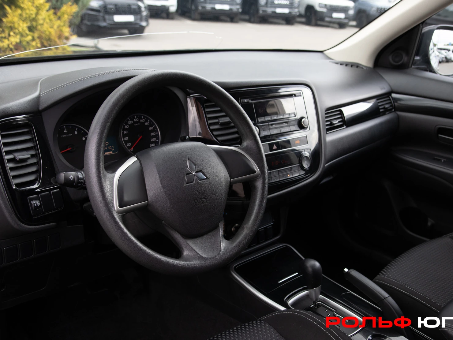 Mitsubishi OUTLANDER, 2019