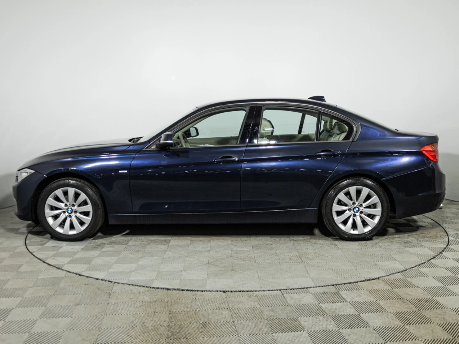 BMW 3 серии, 2012