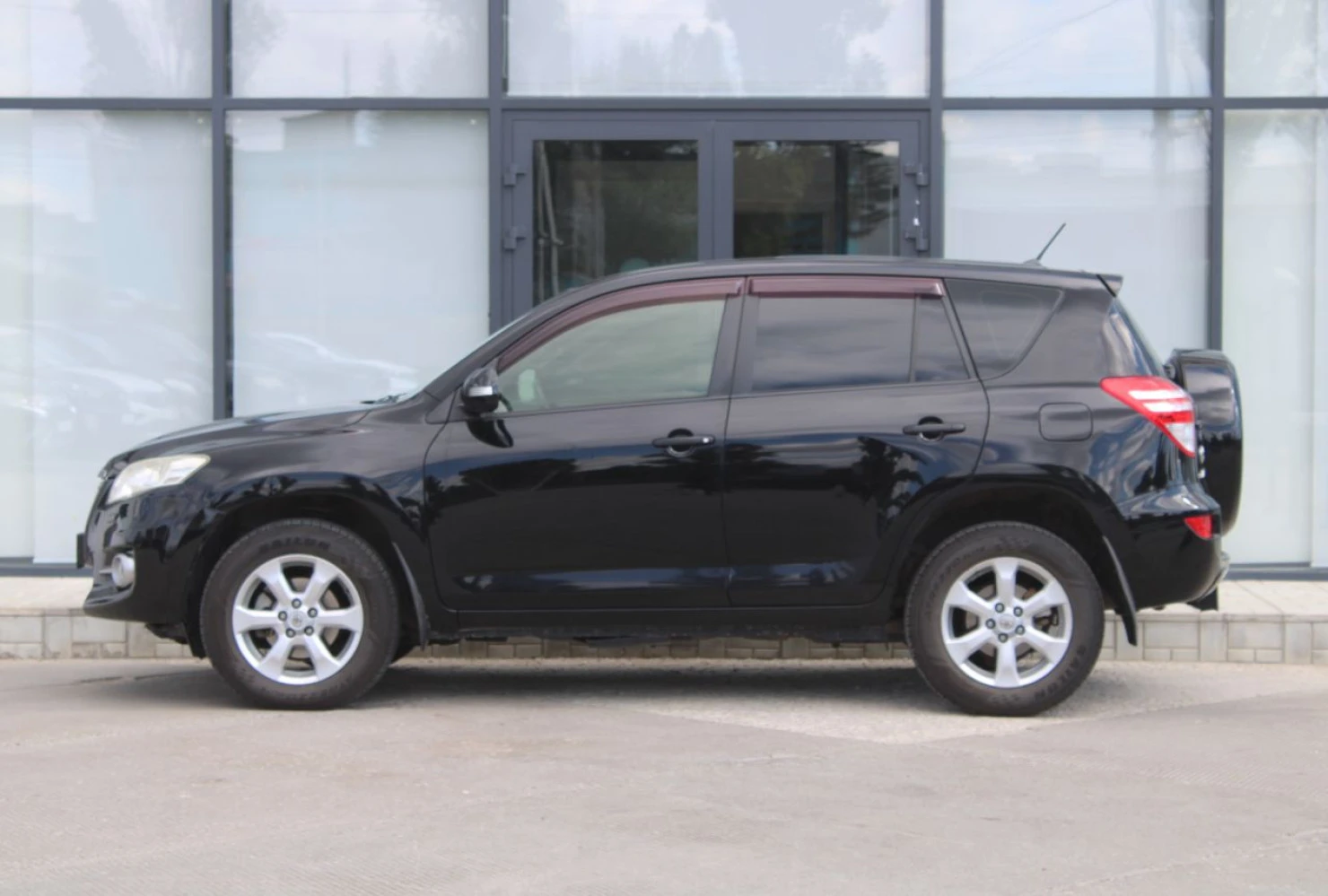 Toyota RAV4, 2012