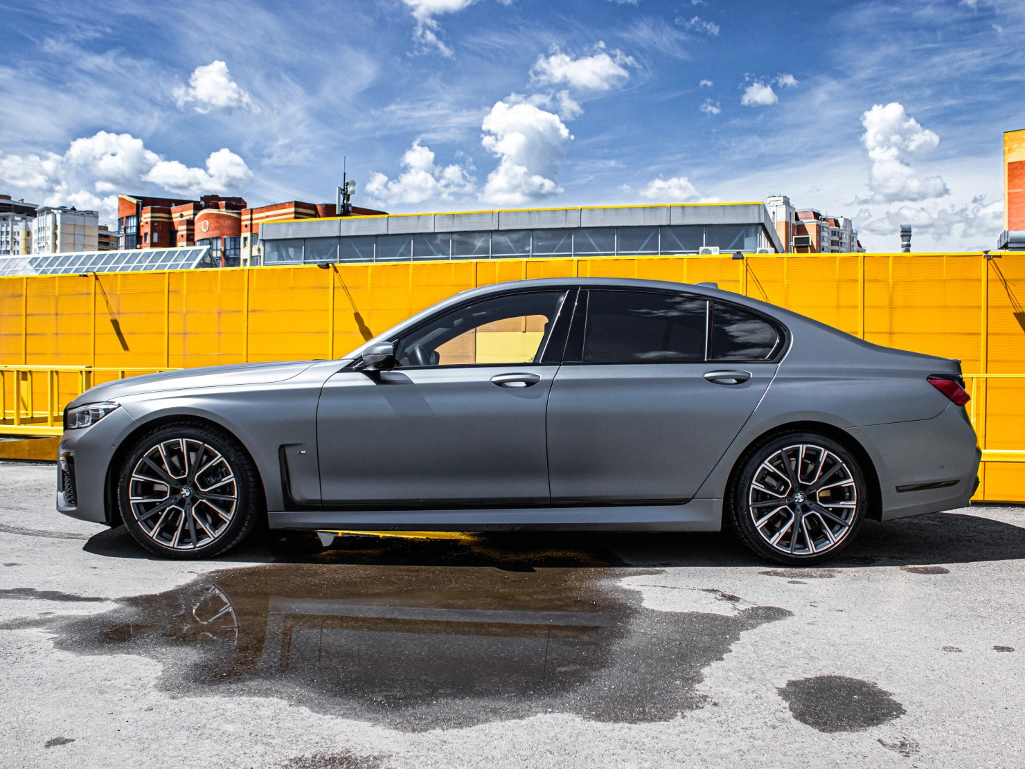 BMW 7 серии, 2020