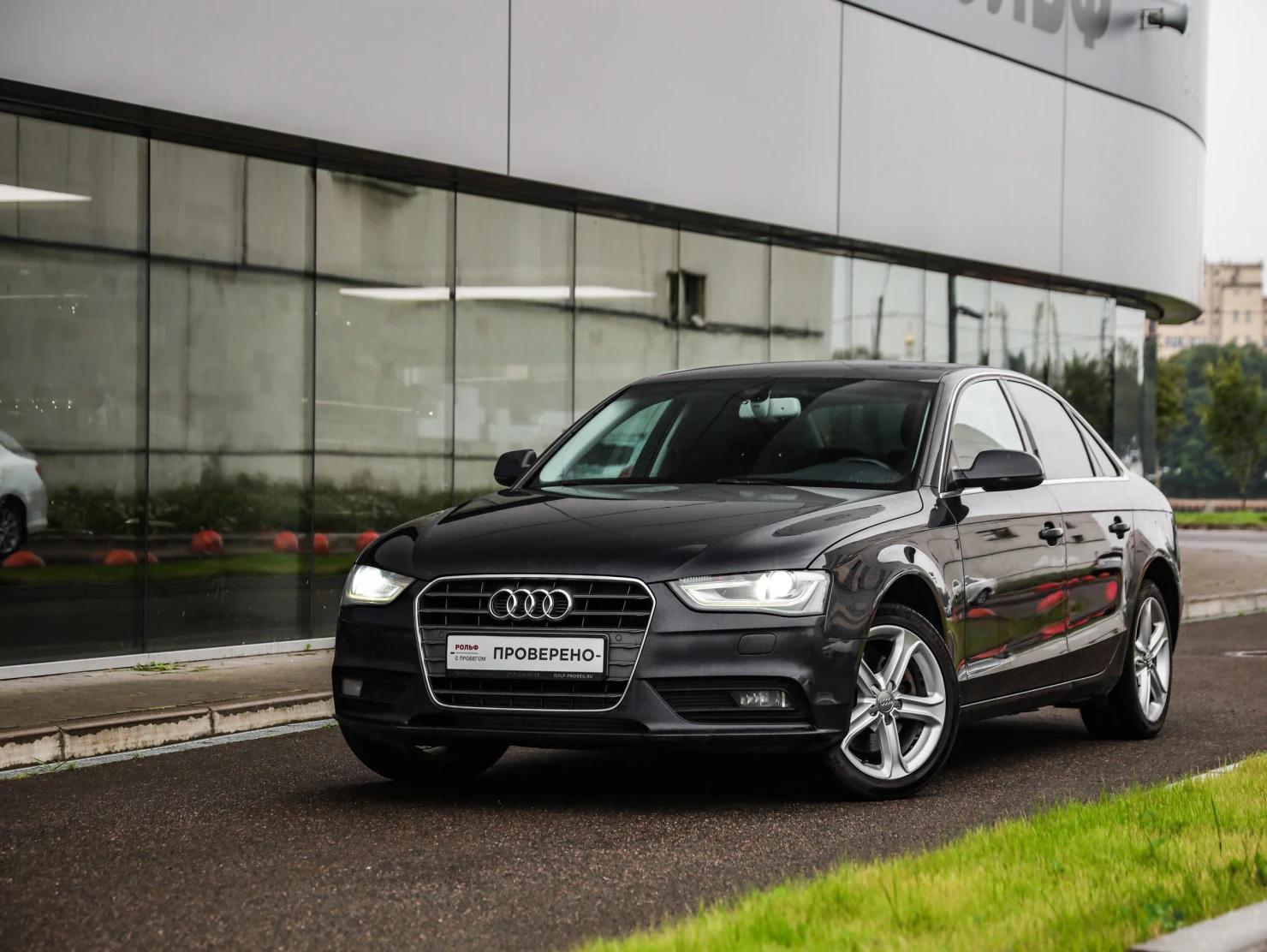 Audi A4, 2013