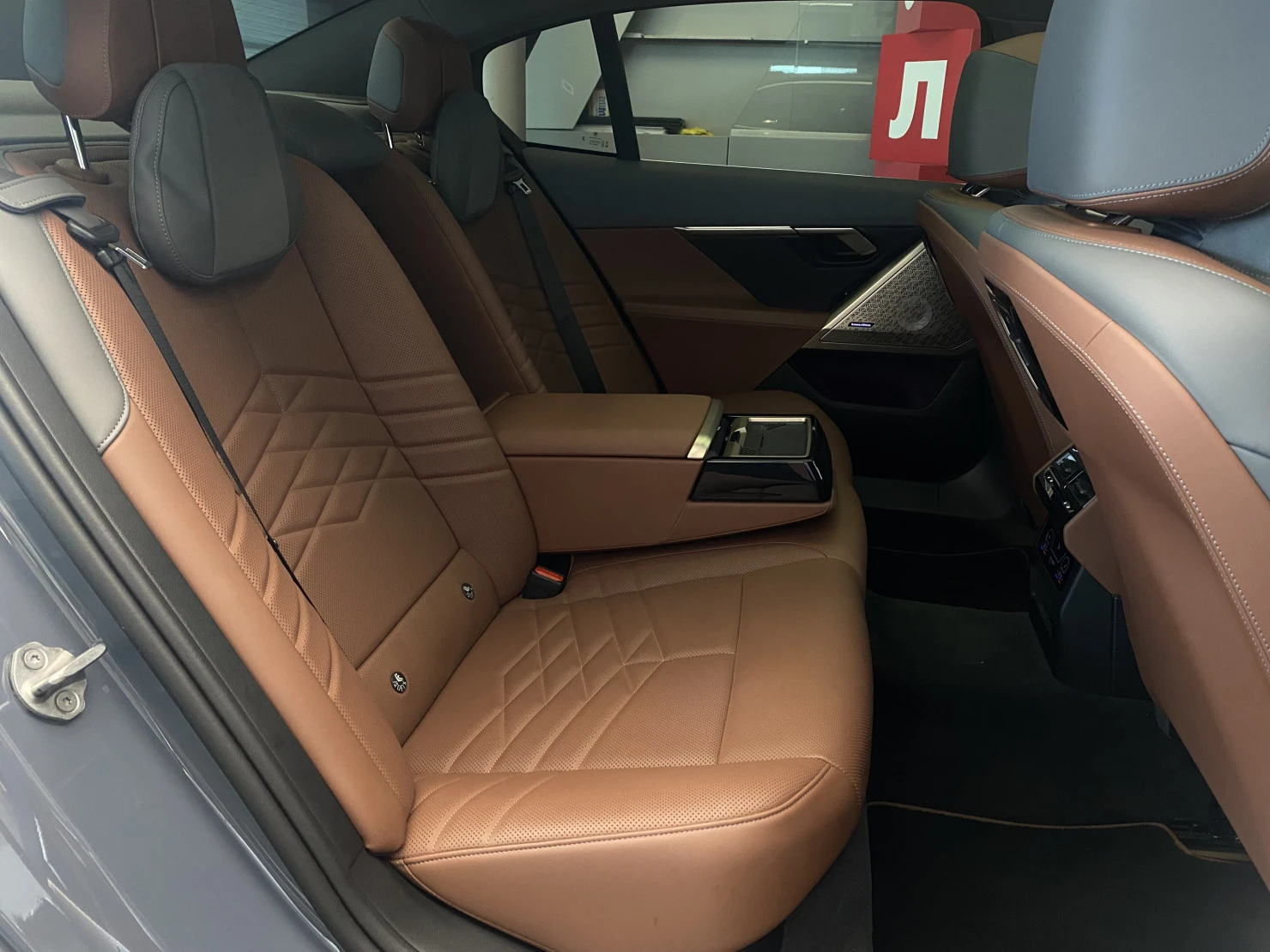 BMW 5 серии, 2024