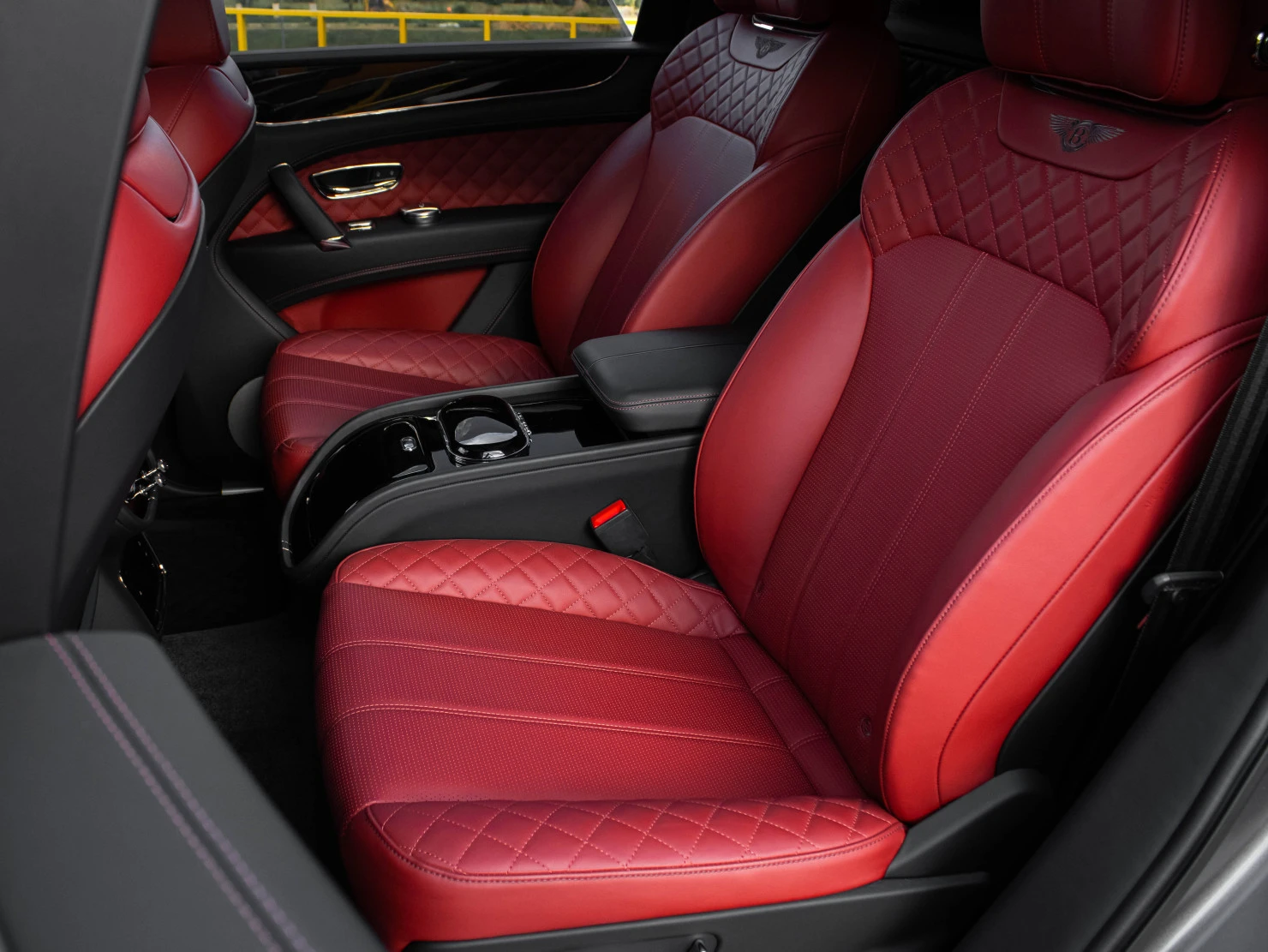 Bentley Bentayga, 2016