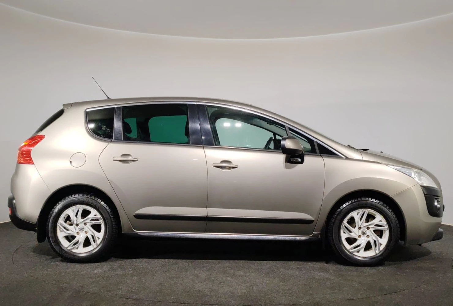 Peugeot 3008, 2012