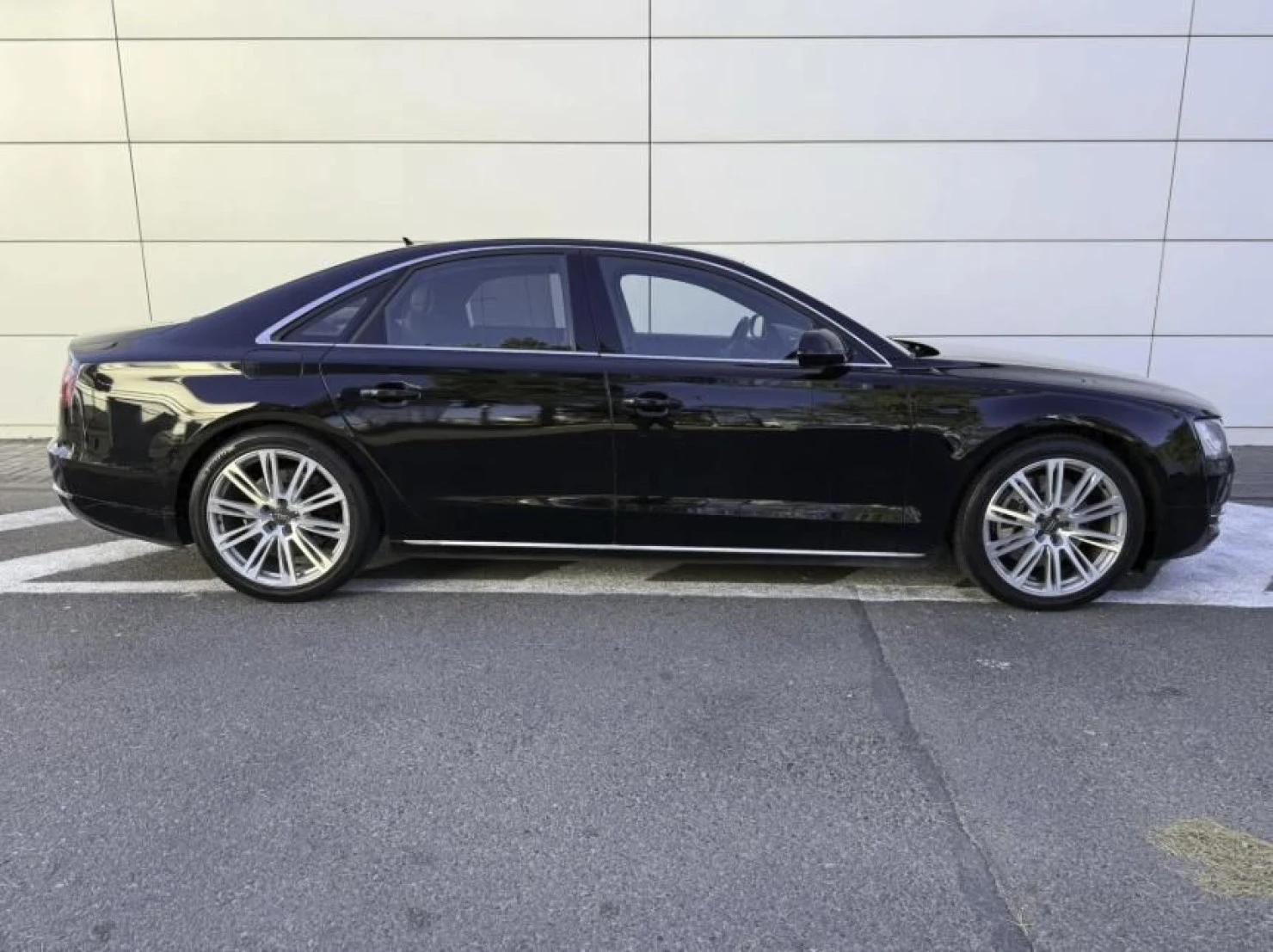 Audi A8, 2010
